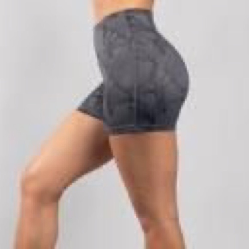 Buffbunny shorts